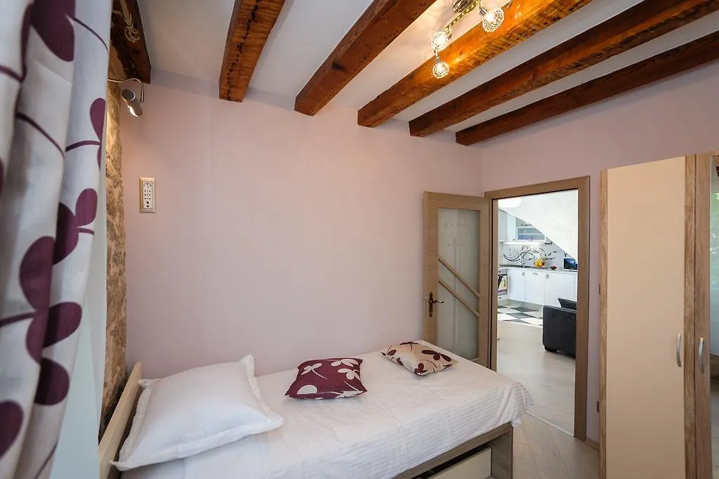 Apartment And Room Nona Stella سبليت