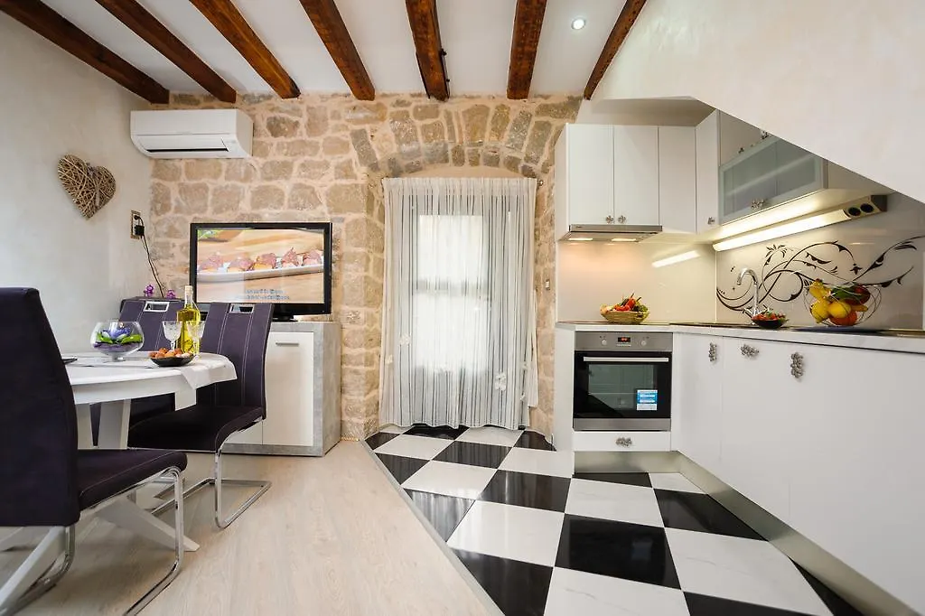 Apartment And Room Nona Stella سبليت كرواتيا