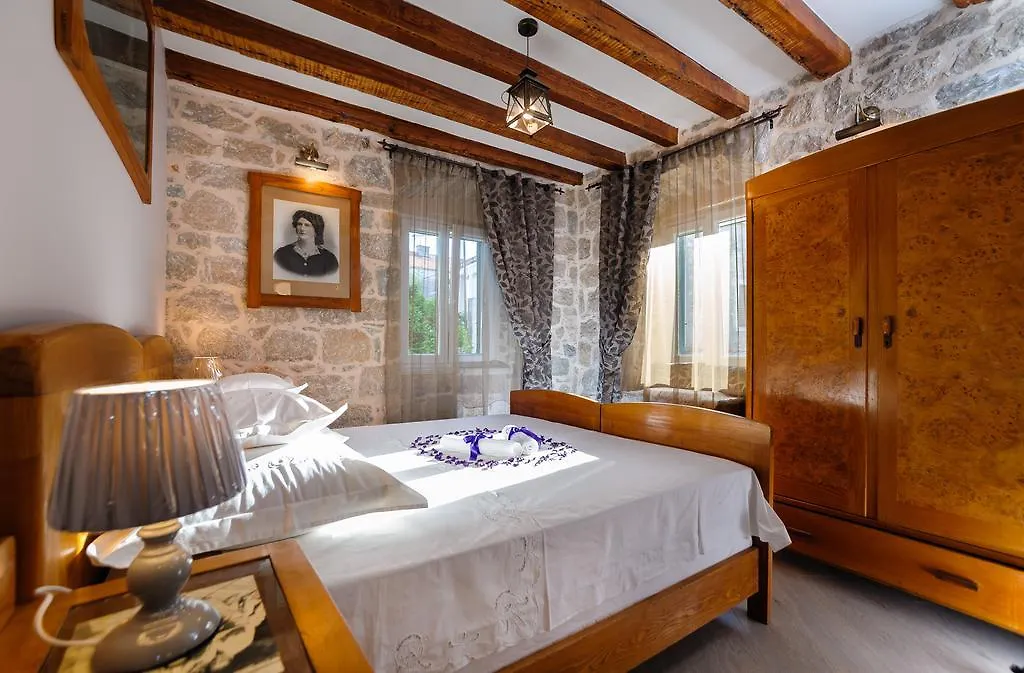 بيت ضيافة Apartment And Room Nona Stella سبليت