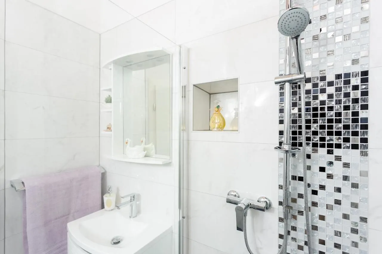 بيت ضيافة Apartment And Room Nona Stella سبليت